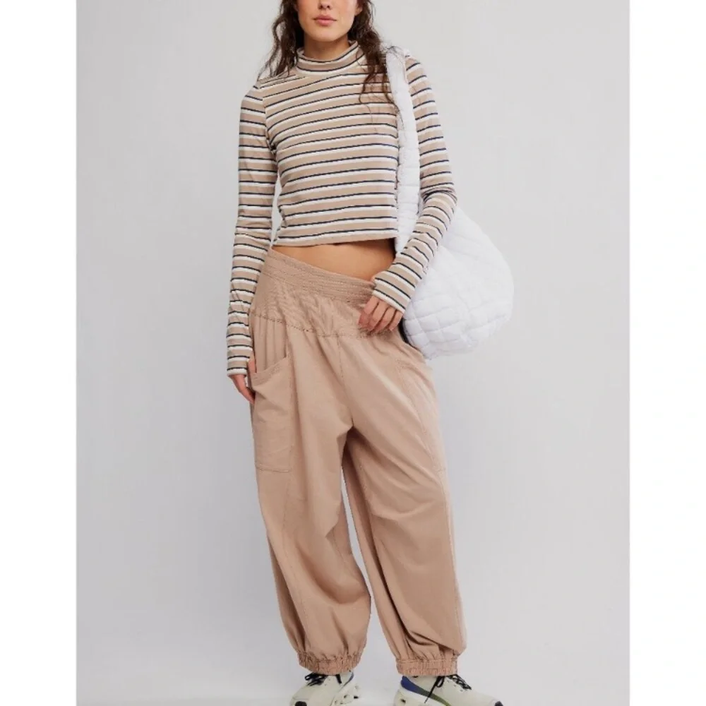 Free People FP Movement NWT Up in the Air 2 piece set size Xsmall